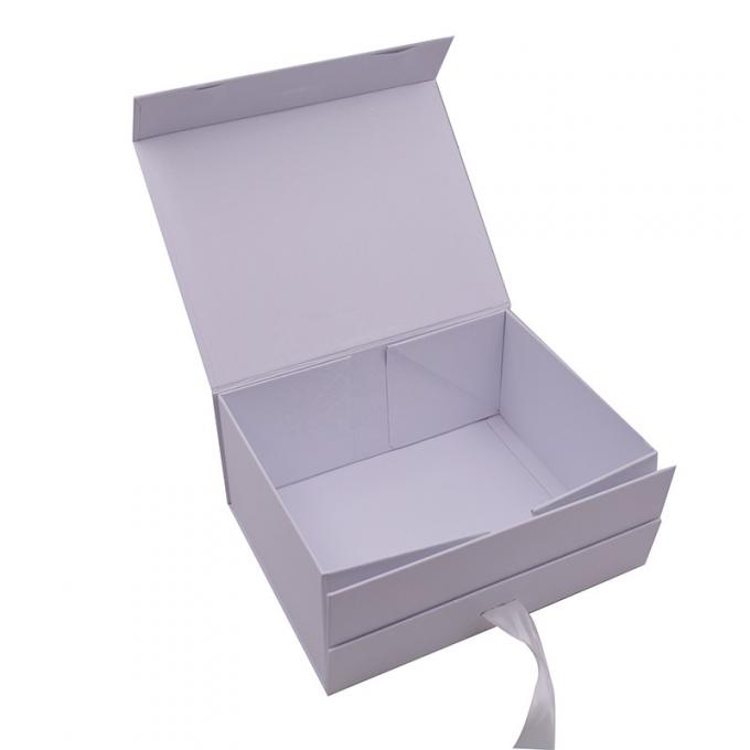 O pano LV personalizou a caixa de papel lisa dobrável de Flip Top String Ribbon Handle das caixas de presente de cartão do hardpaper da fita da caixa do presente 2